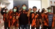 PAC Pemuda Pancasila Kec. Brebes Salurkan Nasi Bungkus dan Sarung Kepada Tukang Becak