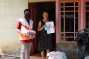 Distribusi Masker Kain ke RT Jaku bawah dan RT sakadua Desa Bakti Mulia