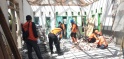 Relawan PB Jateng bersihkan puing-puing rumah warga