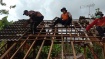 Relawan PB Jateng melanjutkan aksi pembersihan puing dan huntara