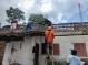 Relawan Rumah Zakat Bantu Bersihkan Puing Rumah Warga